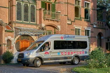 Bus voor Rams Woerthe